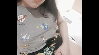 Sluty ລຸ້ນທຶກວິດີໂອສໍາລັບການຂອງນາງພໍ່