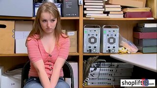 Zinokuphathwa young kubekho inkqubela thief fucked nge zonakalise cop