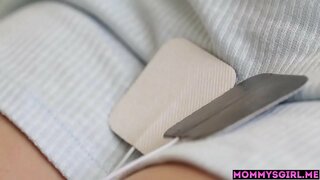 Stepmom agus a tighty cailín sásta a chéile