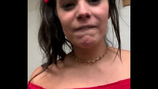 R. Fuck Amin&#039;ny TANORA Babe Violet Starr Amin&#039;ny Instagram Noho Ny olon-tiany teo Aloha